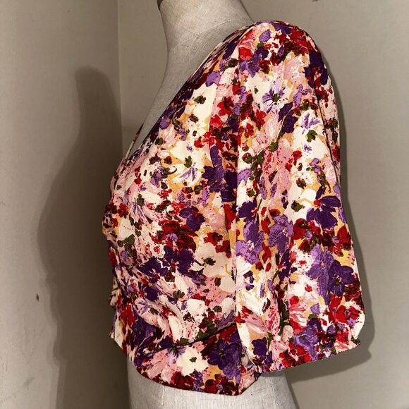 NWT Sienna Sky Puff Sleeve Floral Chiffon Crop Top Blouse Smocked Purple Red Med - Picture 4 of 11
